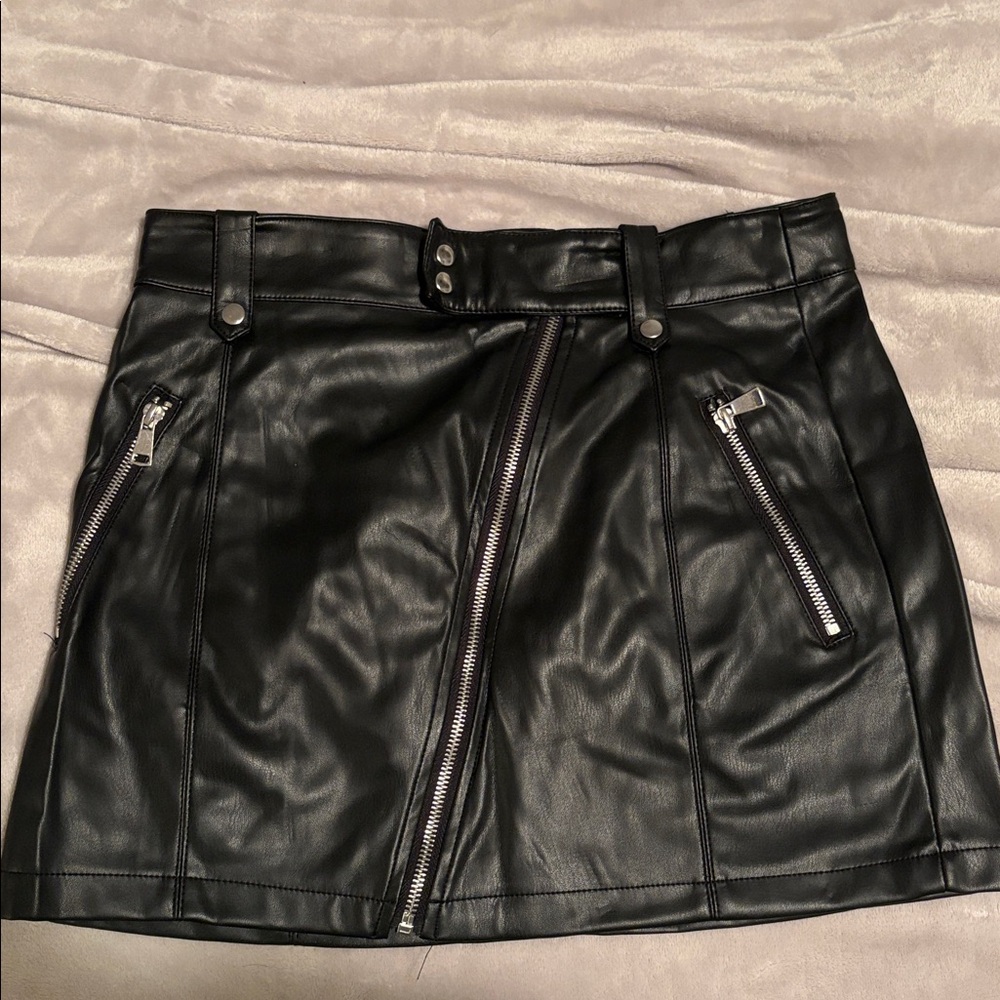 Zara Black Faux Leather Skirt with Zipper